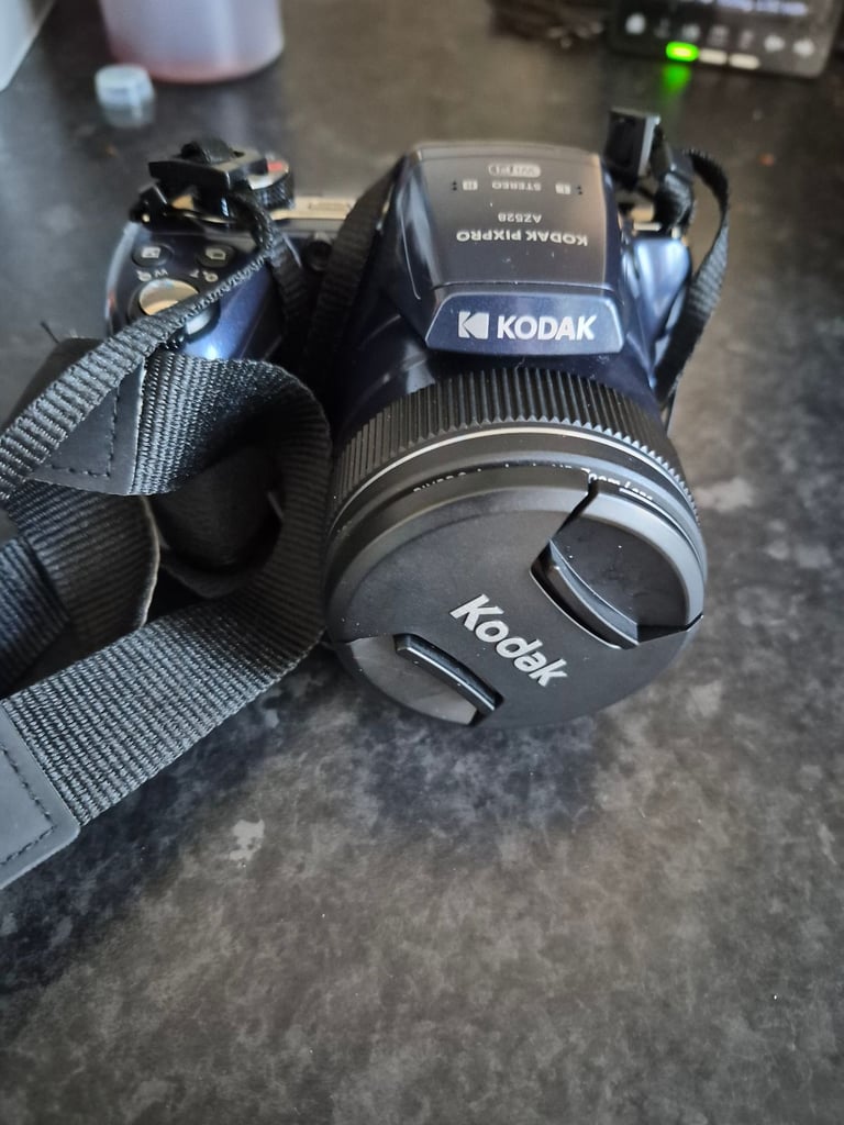 image for Kodak PixPro AZ528 50X ZOOM camera 