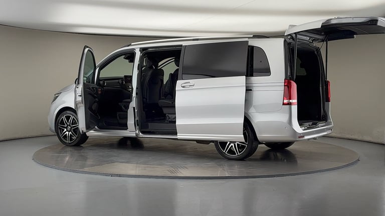 2023 Mercedes-Benz V-Class 2.0 V300d AMG Line MPV 5dr Diesel G-Tronic+ Euro 6 (s/s) XLWB (237 ps)...