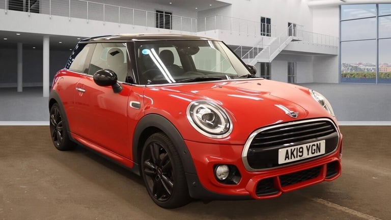 image for 2019 MINI Hatch 1.5 Cooper Sport II 3dr ++ CHILI / BLACK PK / JCW BODY KIT / ULEZ ++ HATCHBACK Pe...