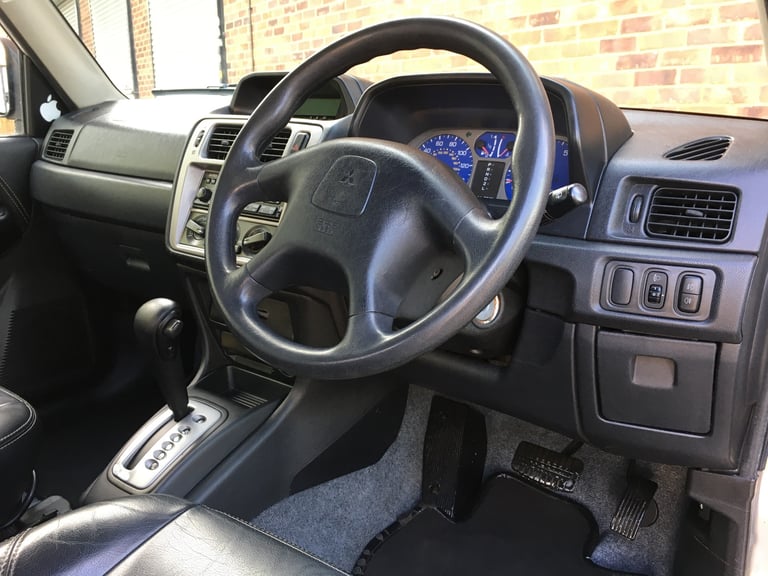 MITSUBISHI SHOGUN PININ AUTO ULEZ 1.8 PETROL 3 DOOR AUTOMATIC 