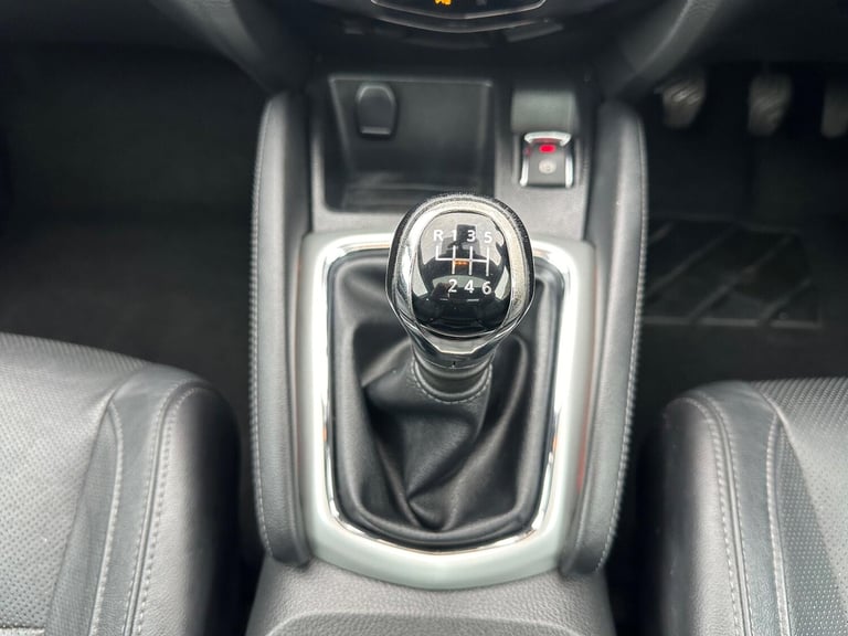 2017 Nissan Qashqai 1.5 dCi Tekna 2WD Euro 6 (s/s) 5dr HATCHBACK Diesel Manual