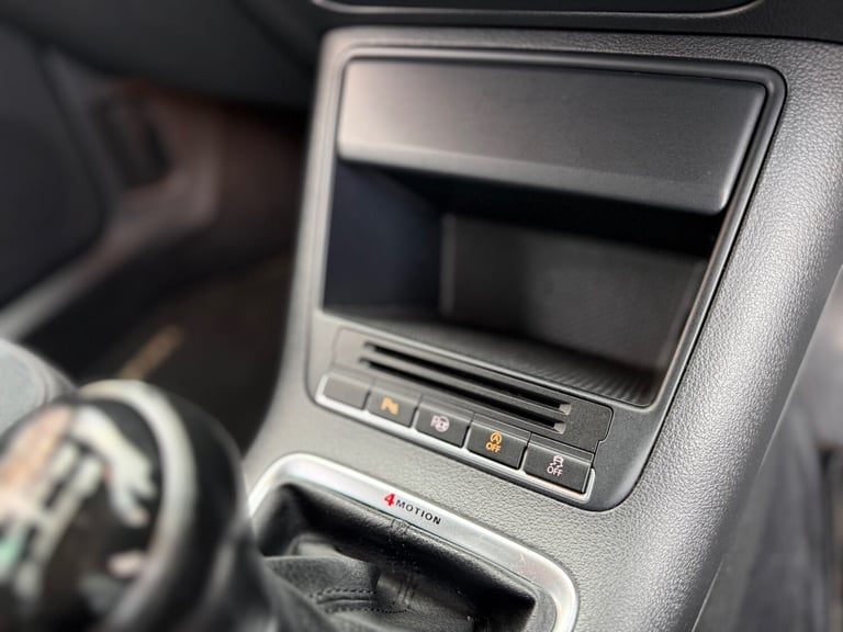 2014 Volkswagen Tiguan 2.0 TDi BlueMotion Tech Match 5dr ESTATE Diesel Manual