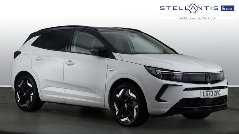 2023 Vauxhall Grandland 1.6 14.2kWh GSe SUV 5dr Petrol Plug-in Hybrid Auto AWD Euro 6 (s/s) (300 ...