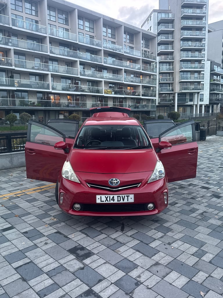 Toyota Prius plus 2014 Japanese import 