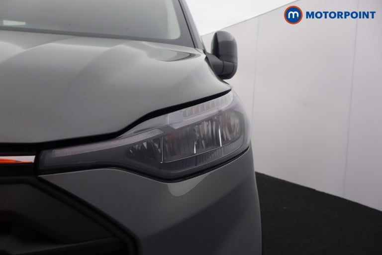 2025 Ford Transit Custom 2.0 EcoBlue 136ps H1 Double Cab Van Limited Crew Bus Diesel Manual