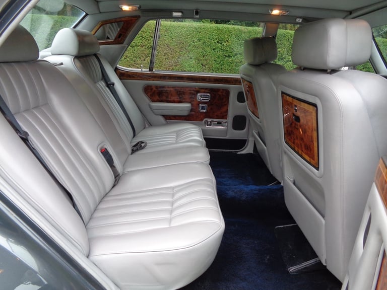 2000 Rolls-Royce Silver Spur III 4dr Auto SALOON Petrol Automatic