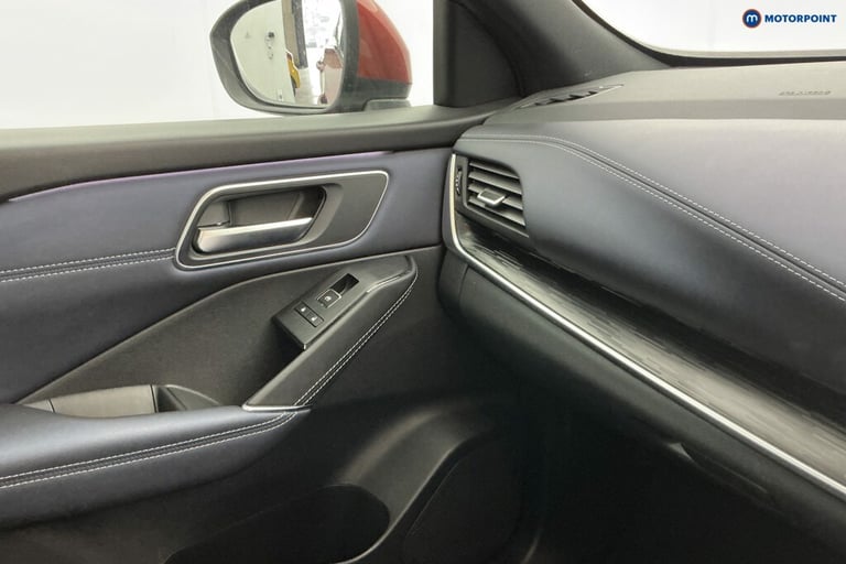 2022 Nissan Qashqai 1.3 DiG-T MH 158 Tekna 5dr Xtronic HATCHBACK PETROL Automatic