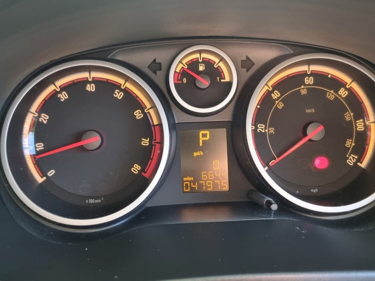 2011 Vauxhall Corsa 1.4 SE 3dr Auto HATCHBACK PETROL Automatic