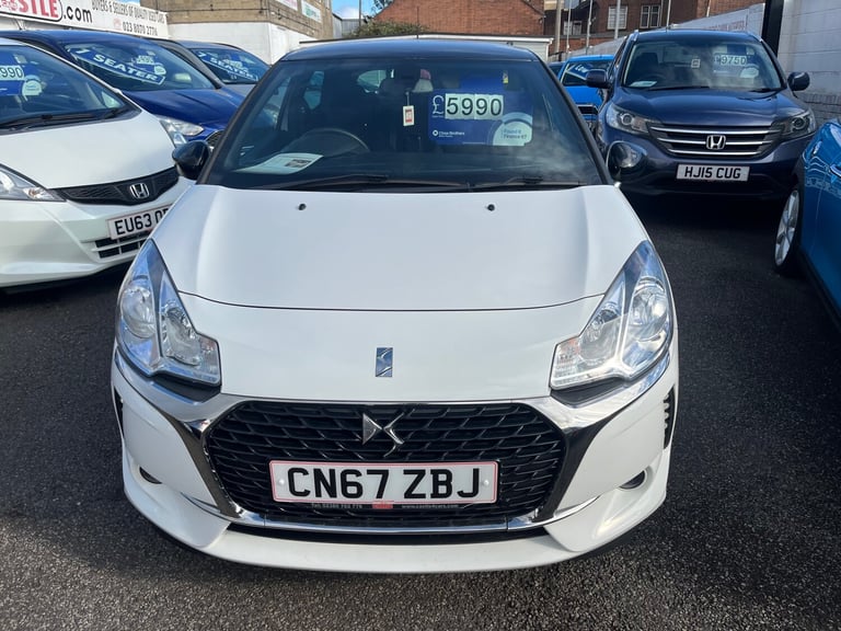 2017 DS Automobiles DS 3 1.2 PureTech 82 Connected Chic 3dr HATCHBACK Petrol Manual