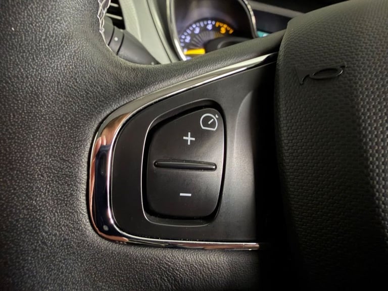 2016 16 RENAULT CAPTUR 1.5 DCI ENERGY ICONIC NAV SUV 5DR DIESEL MANUAL EURO 6 (S