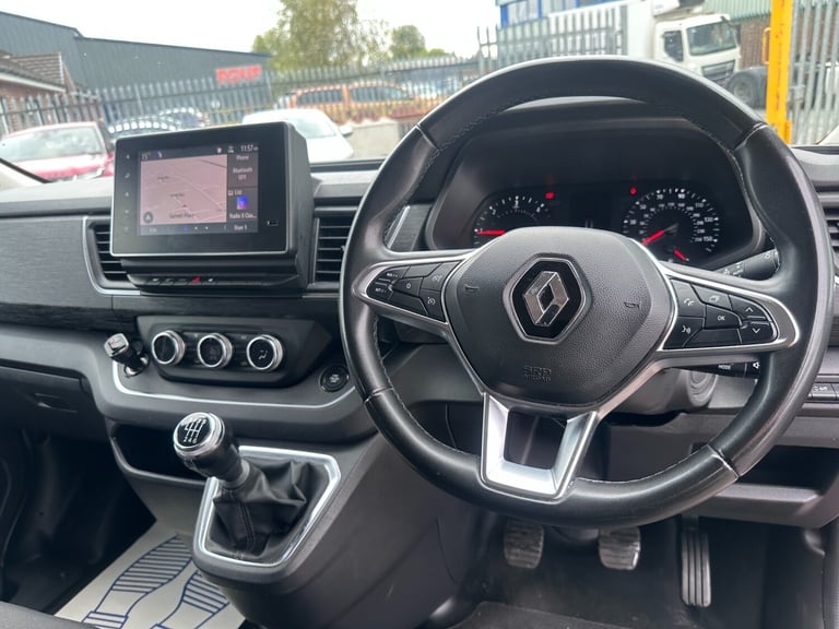 2023 Renault Trafic 2.0 dCi Blue LL30 Sport+ Crew Van Double Cab 150ps
