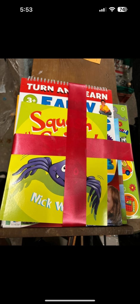 Range of kids Christmas books 