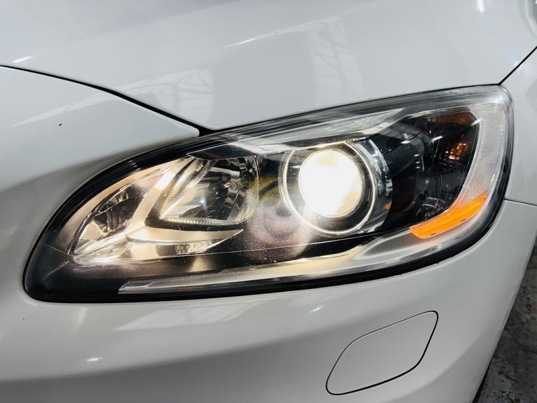 2014 Volvo V60 2.0 D4 R-Design Lux Euro 6 (s/s) 5dr ESTATE Diesel Manual