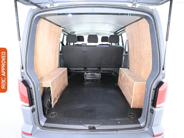 2021 Volkswagen Transporter 2.0 TDI T30 Highline Kombi Double Cab 5dr Diesel Manual FWD SWB Euro ...