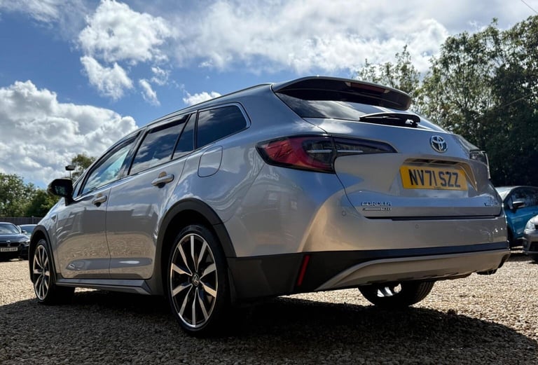 TOYOTA COROLLA 2.0 VVT-h Trek Touring Sports CVT Euro 6 (s/s) 5dr 2022