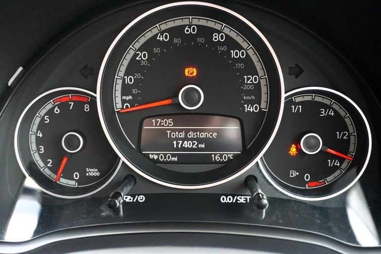 Volkswagen Up HIGH UP TSI BLUEMOTION TECHNOLOGY