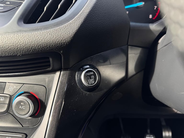 2019 Ford Kuga 1.5T EcoBoost ST-Line Euro 6 (s/s) 5dr HATCHBACK Petrol Manual