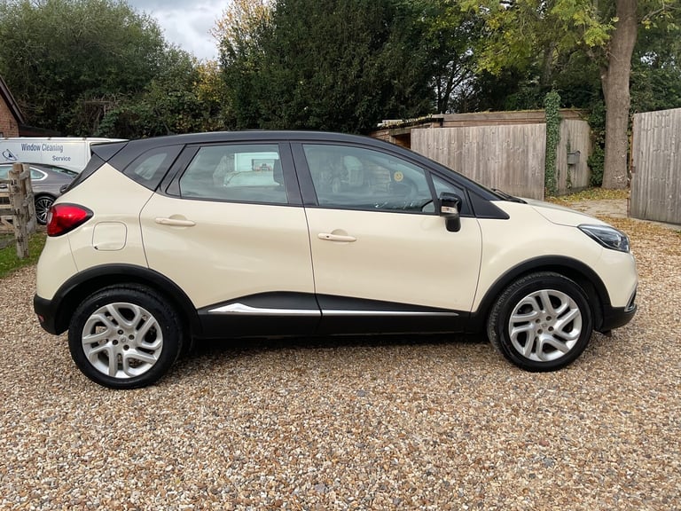 2015 Renault Captur 0.9 TCE 90 Dynamique Nav 5dr HATCHBACK Petrol Manual