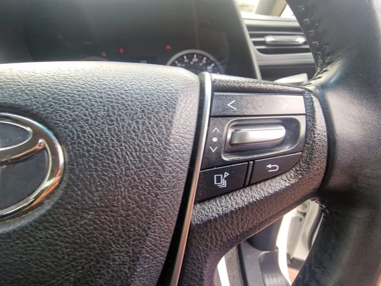 2016 Toyota Alphard 2.5  Petrol Automatic