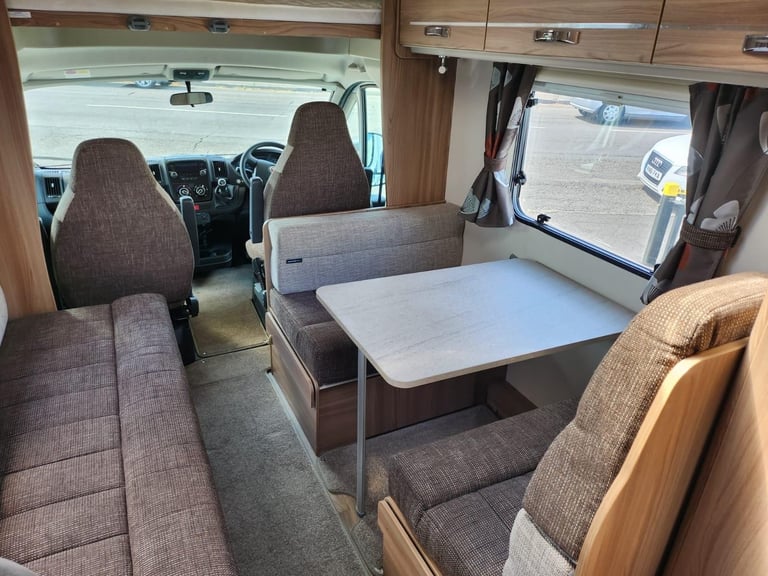 Swift Escape 624 5 BERTH COACHBUILT  DIESEL MANUAL 2015/15