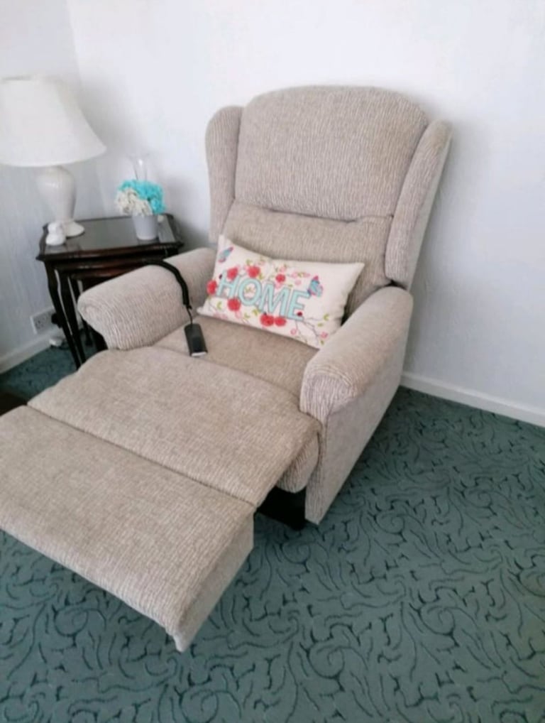 Malvern Electric Rise & Recliner Chair with matching Settee