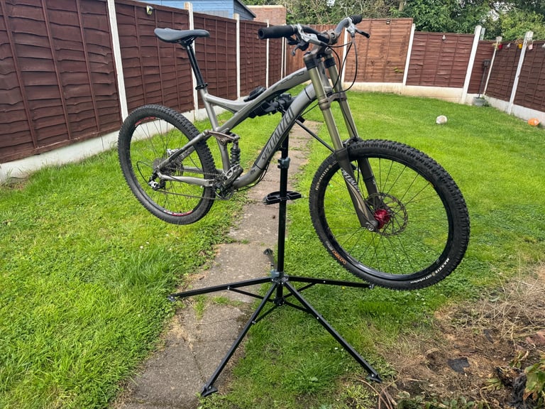 Spealized SL Comp Enduro Mountain Bike Full Suspension