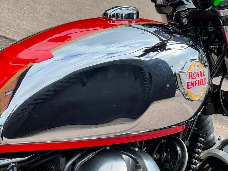 2023 ROYAL ENFIELD INTERCEPTOR 650 CHROME/RED LOW MILEAGE