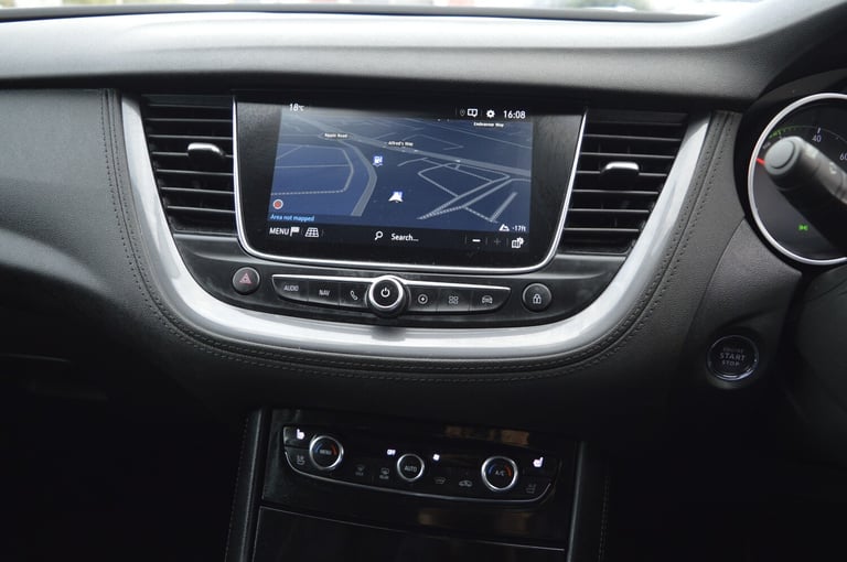 2020 Vauxhall Grandland X 1.6 Hybrid4 300 Business Ed Nav Premium 5dr Auto LEATHER INT PHEV HATCH...