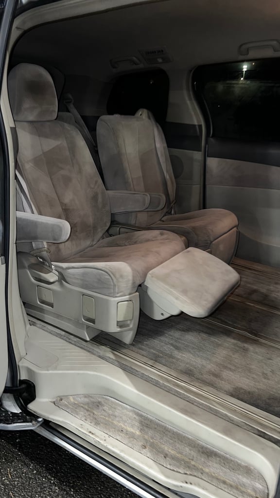 2006 Toyota estima 7 seater HYBRID 2.4 AUTOMATIC Ulez free