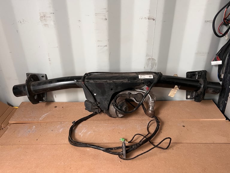VOLVO XC90 II TOW HITCH , Tow Bar Electric swan