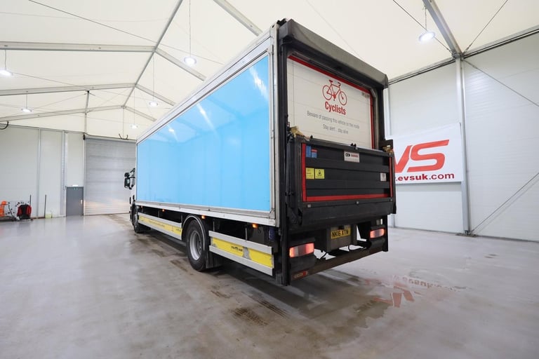 2016 (16 PLATE) Scania  P250 4x2 Euro 6 Refrigerated