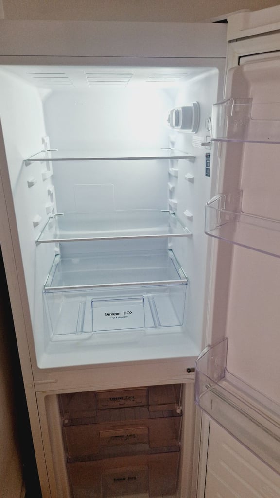 Russell Hobbs Medium Size 60/40 Fridge Freezer