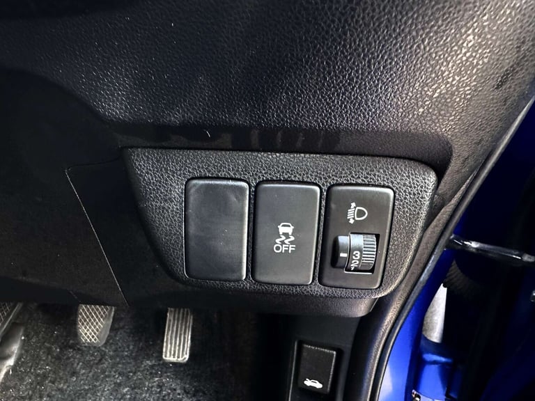 2011 Honda Jazz 1.4 i-VTEC ES 5dr HATCHBACK PETROL Manual