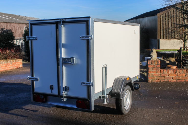 Debon roadster C220 box van trailer - £2209 + VAT ✅- White