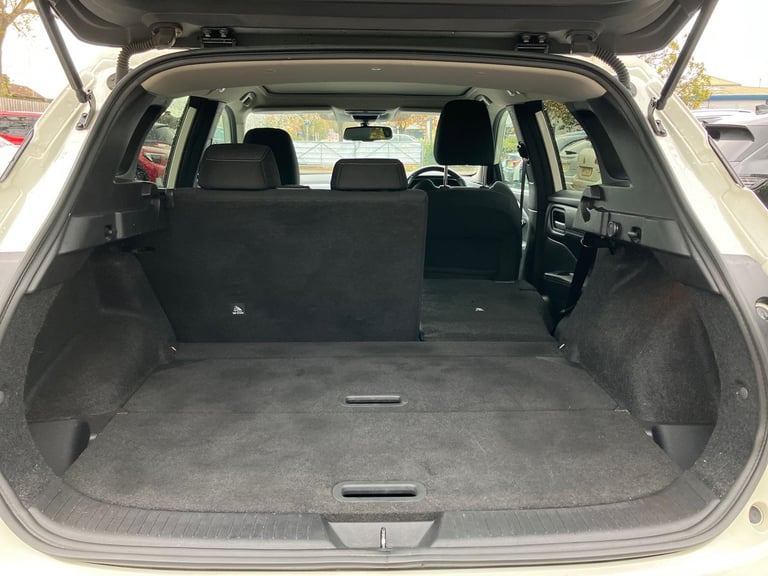2021 Nissan Qashqai 1.3 DiG-T MH 158 N-Connecta 5dr Xtronic SUV PETROL Automatic