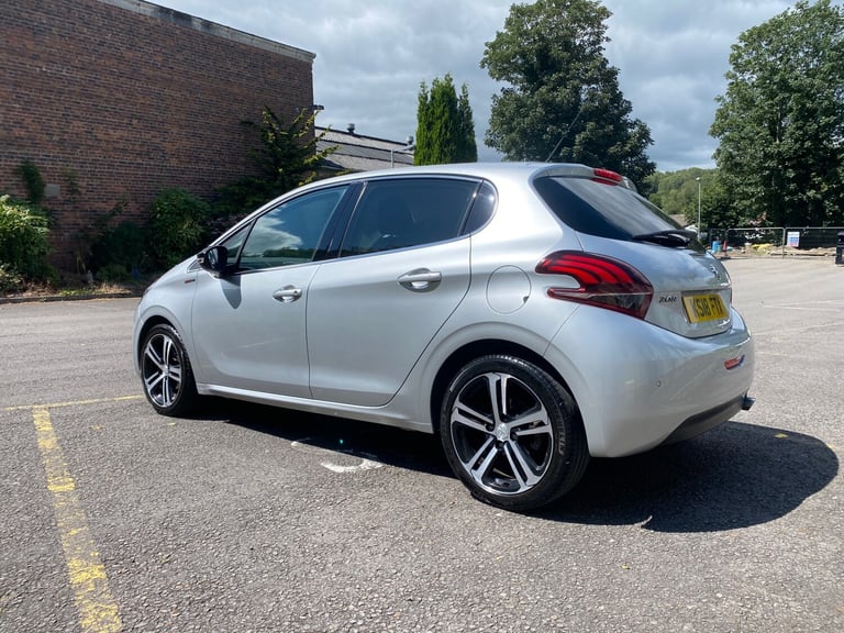 2018 Peugeot 208 1.6 BlueHDi 100 GT Line 5dr [non Start Stop] HATCHBACK Diesel Manual