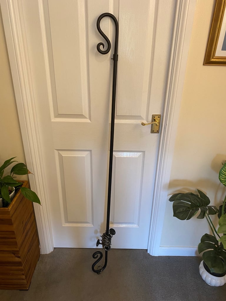 image for Curtain Rail - Free