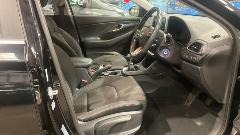 2018 Hyundai i30 1.0 T-GDi Blue Drive SE Nav Euro 6 (s/s) 5dr HATCHBACK Petrol Manual
