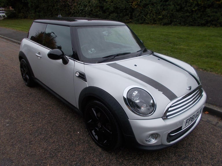 2011 MINI Hatch 1.6 Cooper Soho Euro 5 (s/s) 3dr HATCHBACK Petrol Manual
