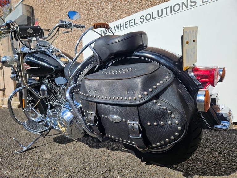 Harley-Davidson FLSTCI 1450 heritage softail classic 