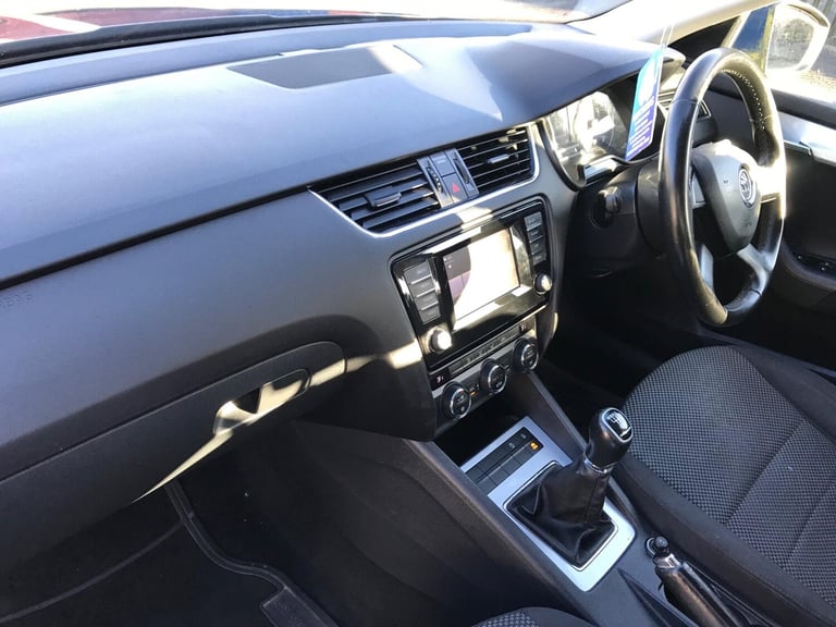 2015 Skoda Octavia 1.6 TDI CR GreenLine III 5dr ESTATE DIESEL Manual