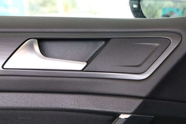 2019 Volkswagen Golf 1.6 Golf Match TDI Semi-Auto 5dr Estate Diesel Automatic