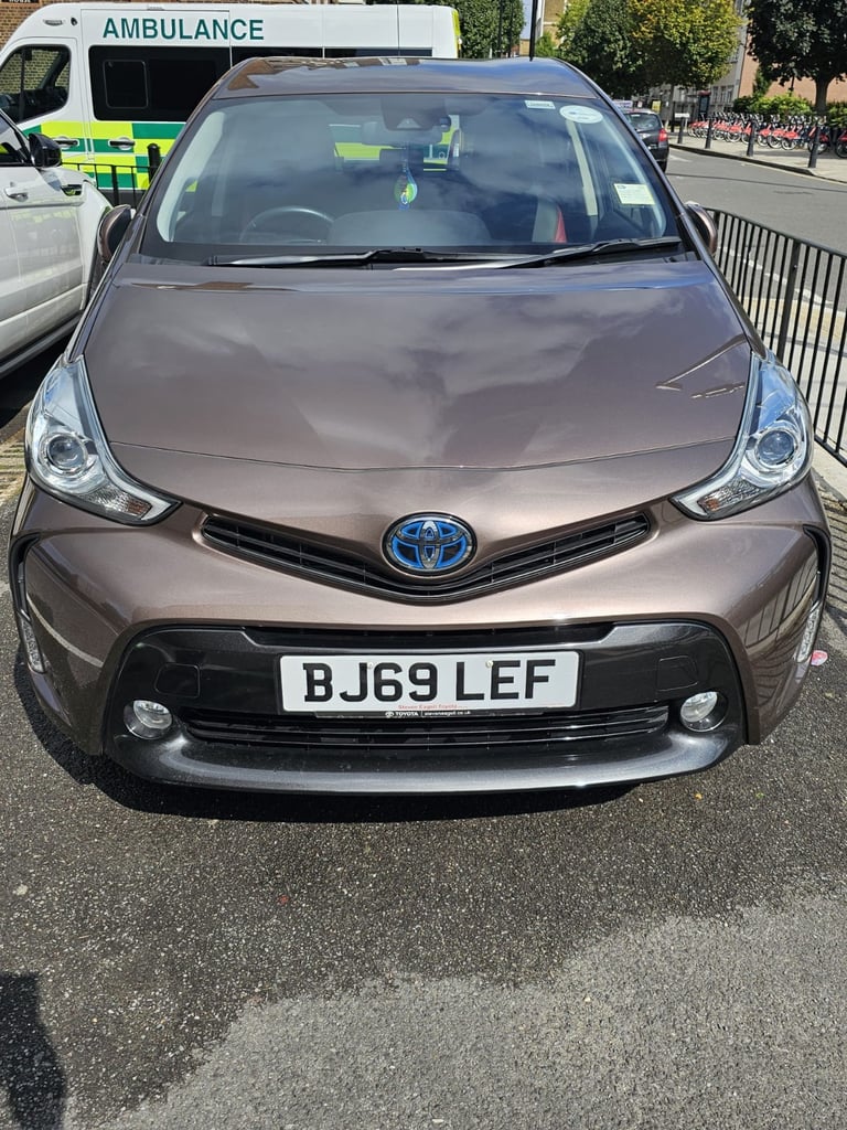Toyota, PRIUS+