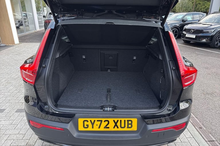2022 Volvo XC40 2.0 B4 MHEV Ultimate SUV 5dr Petrol Hybrid DCT Auto Euro 6 (s/s) (197 ps) ESTATE ...