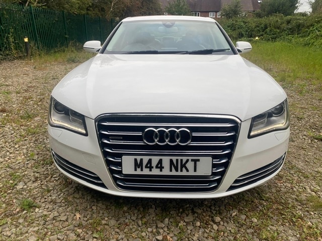 2011 Audi A8 3.0 TDI Quattro SE TIP Auto - 20'' ALLOY WHEELS - FULLY LOADED - 6 STAMPS SALOON Die...