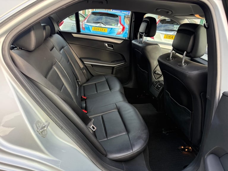 2013 Mercedes-Benz E-Class 2.1 E220 Cdi Blueefficiency Se Saloon Saloon Diesel Automatic