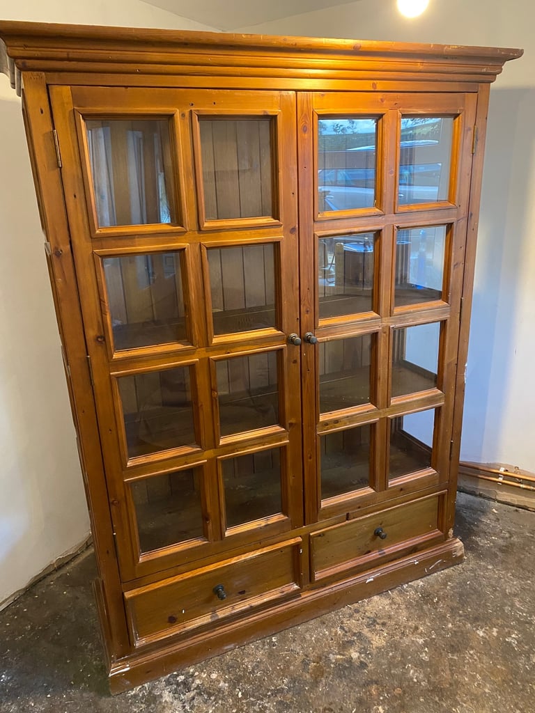 LARGE CUPBOARD DISPLAY CABINET STORAGE UNIT 