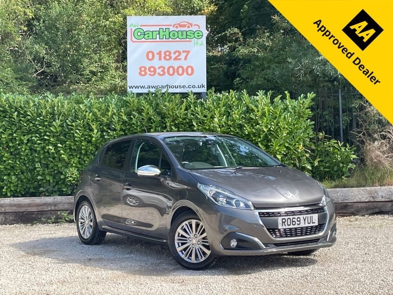 image for 2019 69 PEUGEOT 208 1.2 PURETECH SIGNATURE HATCHBACK 5DR PETROL MANUAL EURO 6 (S