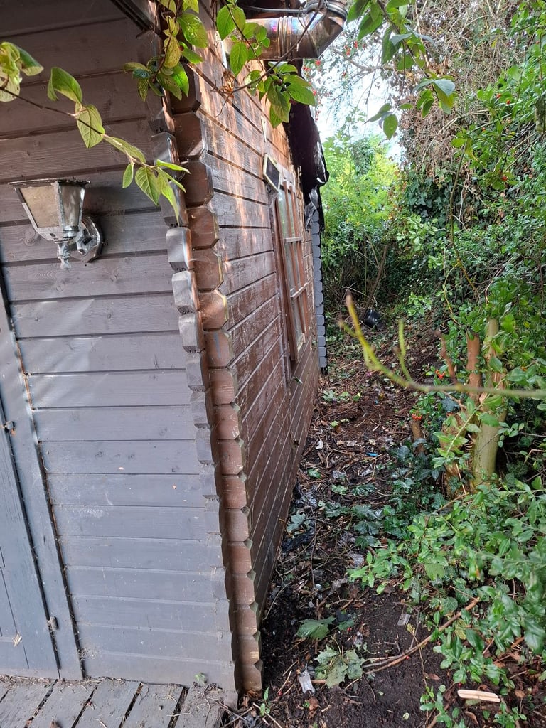 Shed large 16 x 19 feet. 