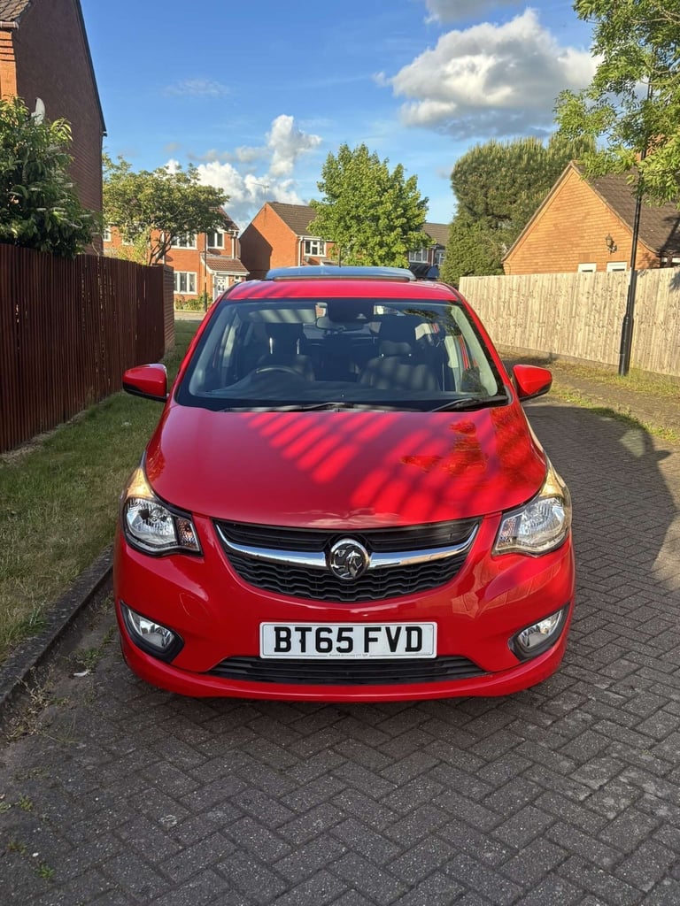 VAUXHALL VIVA 1.0 SE 5dr, Long MOT, Cheap Road Tax, Very Good Spec, Sunroof